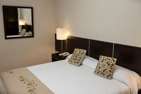 Garden Plaza Hotel San Miguel de Tucumán Kültér fotó